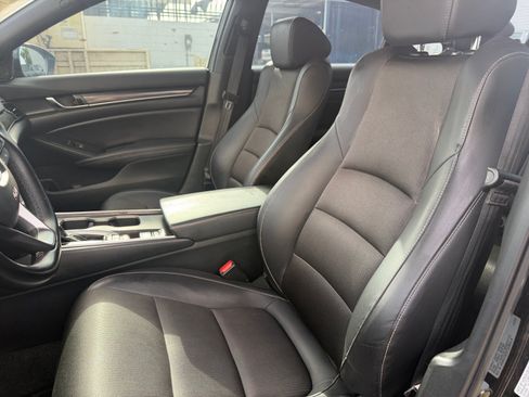 Used 2022 Honda Accord Sport image 15