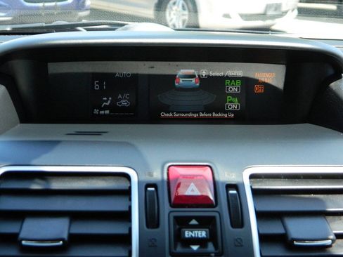 Used 2017 Subaru Forester 2.0XT Touring AWD/4WD image 19