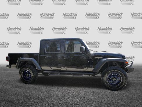 Used 2020 Jeep Gladiator Sport w/ Quick Order Package 24S AWD/4WD image 11