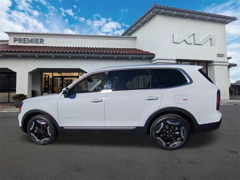Certified 2025 Kia Telluride EX w/ EX Captain's Chair Package image 5