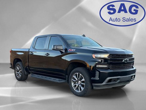Used 2020 Chevrolet Silverado 1500 RST AWD/4WD image 2