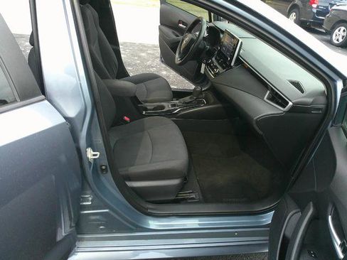 Used 2020 Toyota Corolla LE image 6