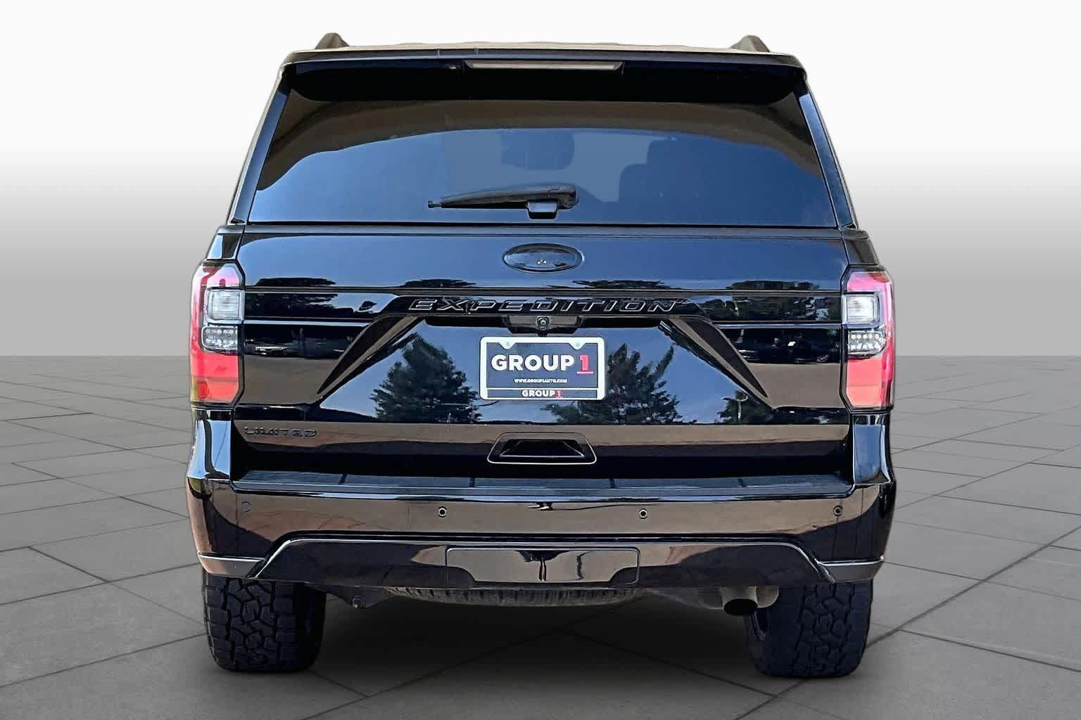Used 2021 Ford Expedition Limited RWD image 5