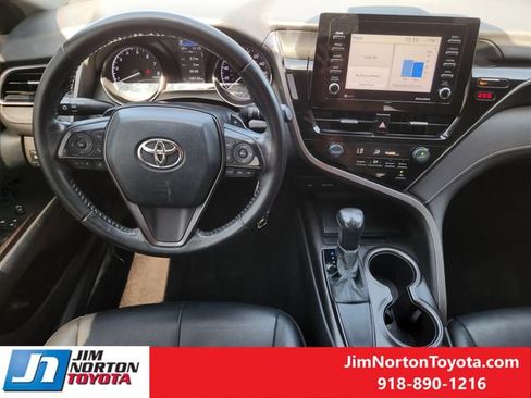 Used 2021 Toyota Camry SE FWD image 26
