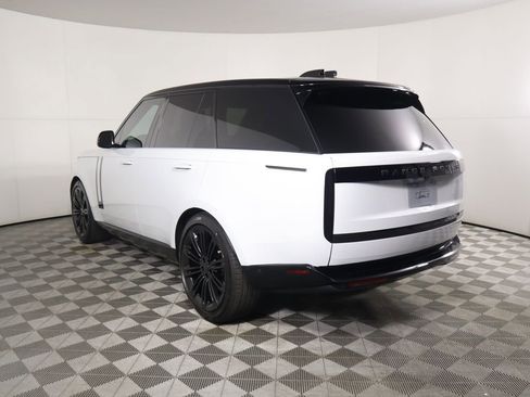 New 2026 Land Rover Range Rover SE image 7