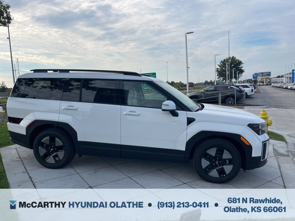 Used 2026 Hyundai Santa Fe SEL AWD/4WD image 16