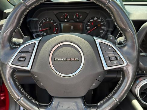 Used 2016 Chevrolet Camaro LT RWD image 15