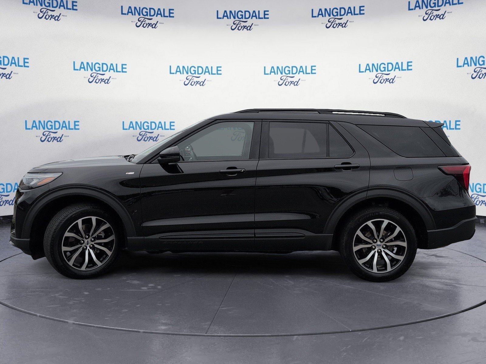 Used 2026 Ford Explorer ST-Line AWD/4WD image 10