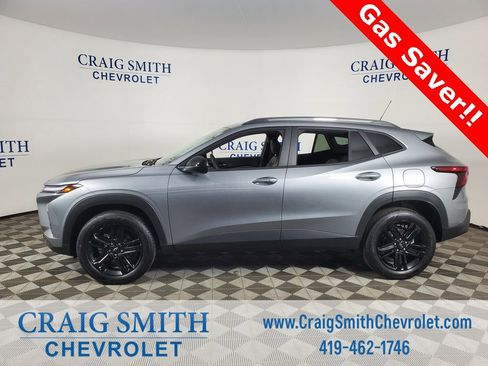 New 2025 Chevrolet Trax ACTIV w/ Driver Confidence Package image 2