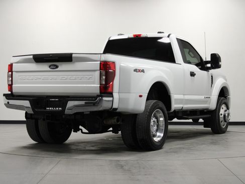 Used 2022 Ford F450 XLT w/ XLT Value Package image 4