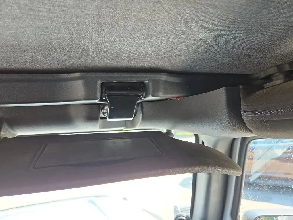 Used 2012 Jeep Wrangler Unlimited Rubicon AWD/4WD image 16