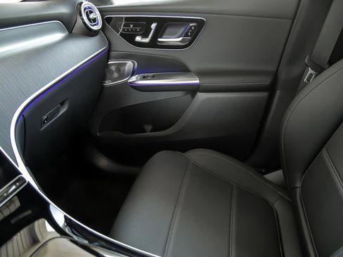 Certified 2025 Mercedes-Benz GLC 300 4MATIC image 26