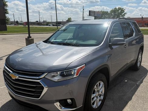 Used 2019 Chevrolet Traverse LT FWD image 9