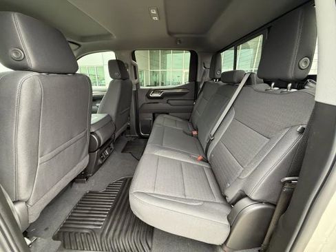 New 2026 GMC Sierra 1500 SLE w/ Preferred Package image 29