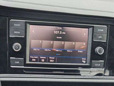 Used 2019 Volkswagen Jetta SE FWD image 12