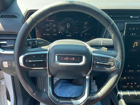 Used 2025 GMC Terrain Elevation AWD/4WD image 10