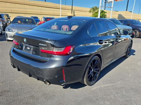 Used 2023 BMW 330i 330i w/ M Sport Package image 3