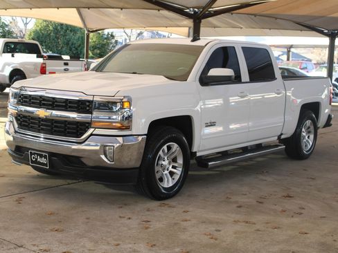 Used 2017 Chevrolet Silverado 1500 LT w/ Texas Edition image 4