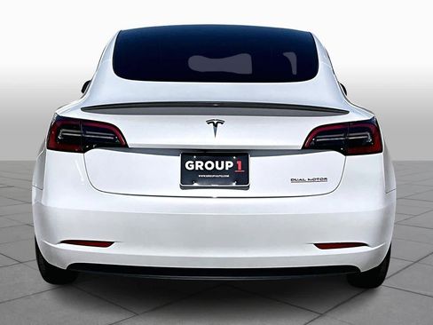 Used 2023 Tesla Model 3 Performance image 5