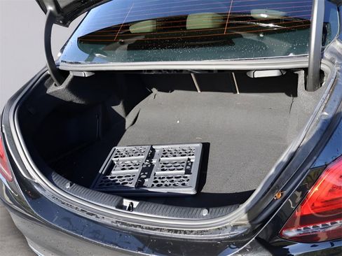 Used 2020 Mercedes-Benz C 300 4MATIC Sedan image 17