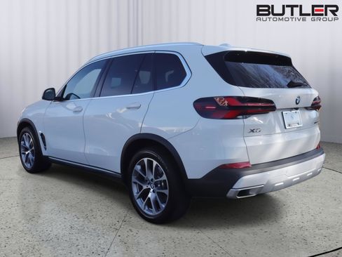 Used 2024 BMW X5 xDrive40i w/ Premium Package image 5