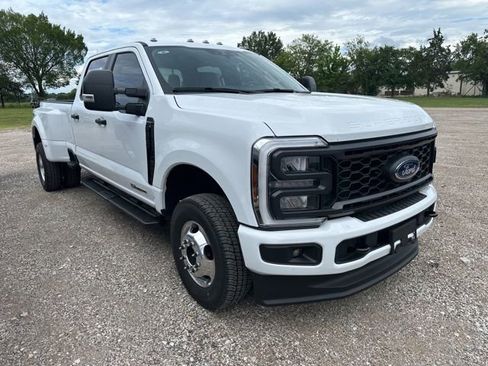 New 2026 Ford F350 XL w/ STX Appearance Package AWD/4WD image 2