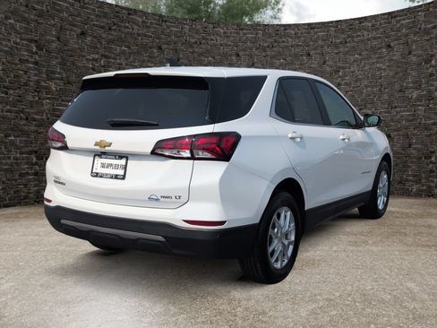 Used 2022 Chevrolet Equinox LT AWD/4WD image 7