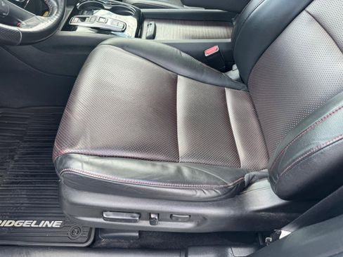Certified 2021 Honda Ridgeline Black Edition image 17