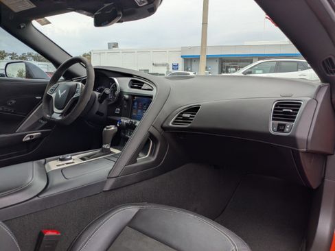 Used 2019 Chevrolet Corvette Stingray Coupe image 14
