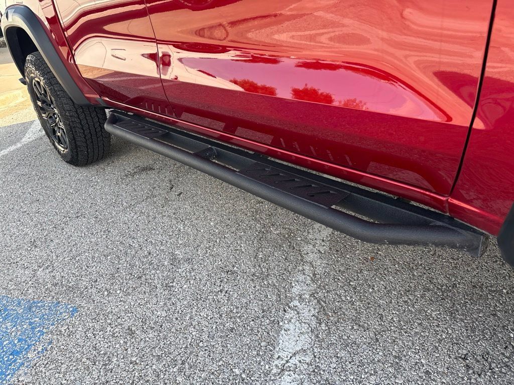 Used 2026 Chevrolet Colorado Trail Boss AWD/4WD image 11