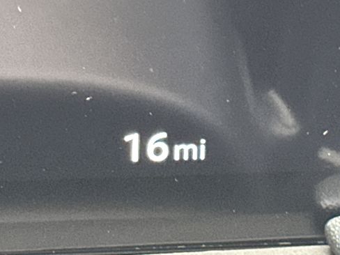 New 2026 Nissan Leaf Platinum+ w/ Cargo Package (Platinum+) image 27