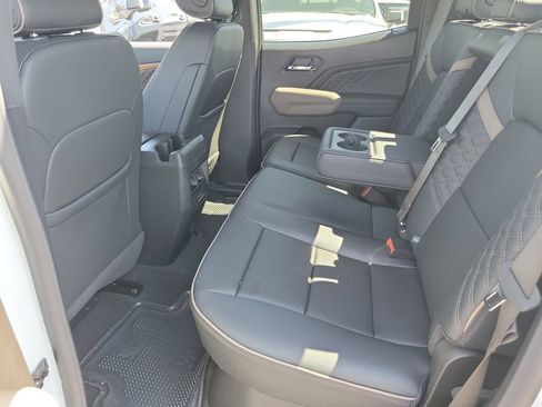 New 2026 GMC Canyon Denali AWD/4WD image 8
