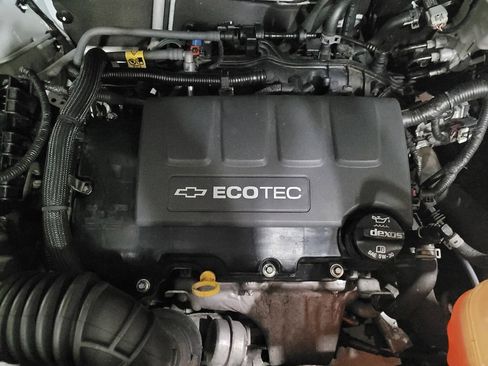 Used 2017 Chevrolet Trax LT w/ LT Convenience Package image 30