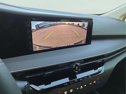 New 2025 Nissan Murano SV image 17