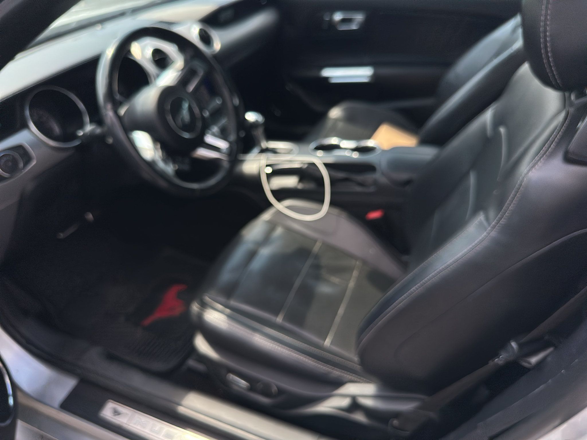 Used 2019 Ford Mustang Premium RWD image 5