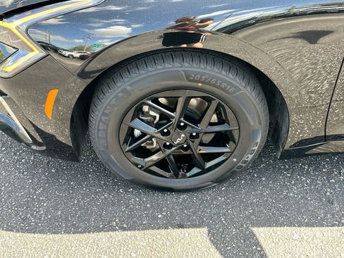 Used 2025 Kia K5 LXS image 29