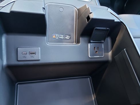 New 2026 Chevrolet Silverado 3500 LTZ w/ LTZ Plus Package image 29