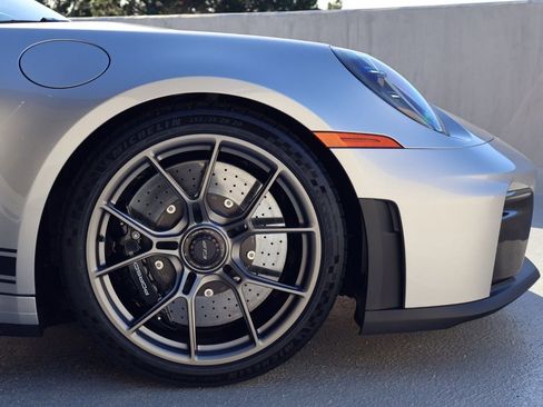 New 2026 Porsche 911 GT3 image 11