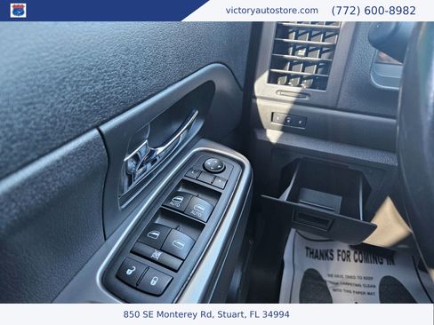 Used 2011 Jeep Liberty Limited w/ Comfort/Convenience Group image 13