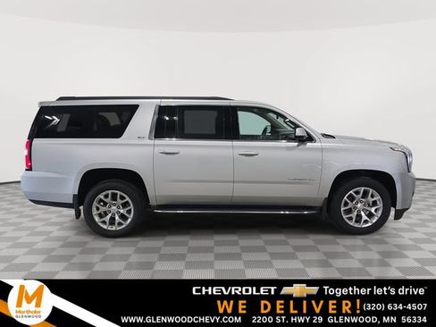 Used 2016 GMC Yukon XL SLT AWD/4WD image 1