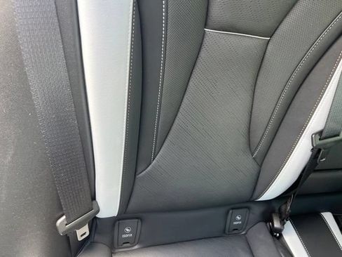 Used 2025 Buick Envision Sport Touring AWD/4WD image 21