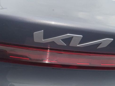 Used 2022 Kia K5 LXS image 10