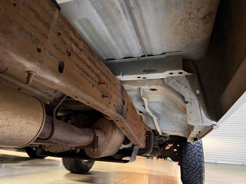 Used 1997 Ford F250 4x4 Regular Cab Heavy Duty image 21