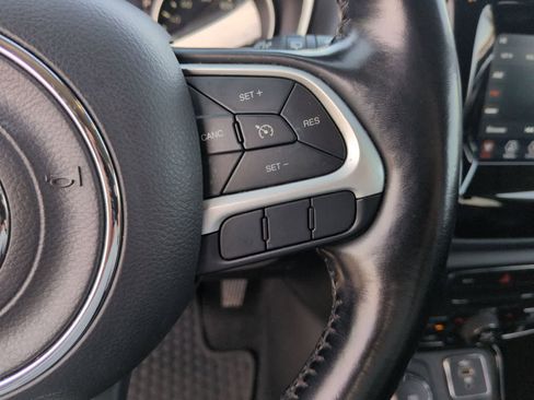 Certified 2021 Jeep Compass Latitude image 24