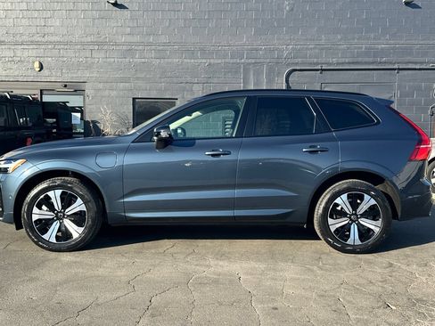 Certified 2024 Volvo XC60 T8 Plus AWD/4WD image 6