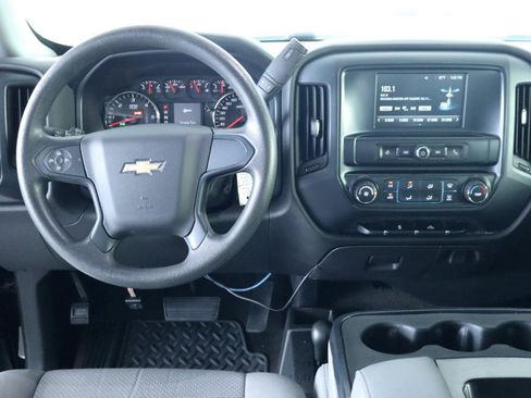 Used 2018 Chevrolet Silverado 1500 Custom w/ Custom Value Package AWD/4WD image 16