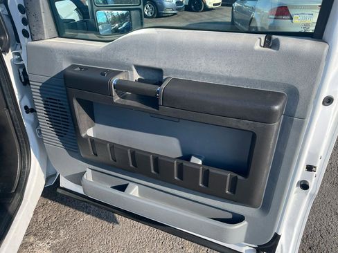 Used 2014 Ford F350 XL image 29