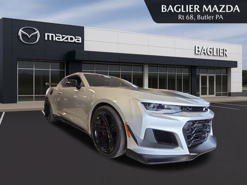Used 2018 Chevrolet Camaro ZL1 RWD image 1