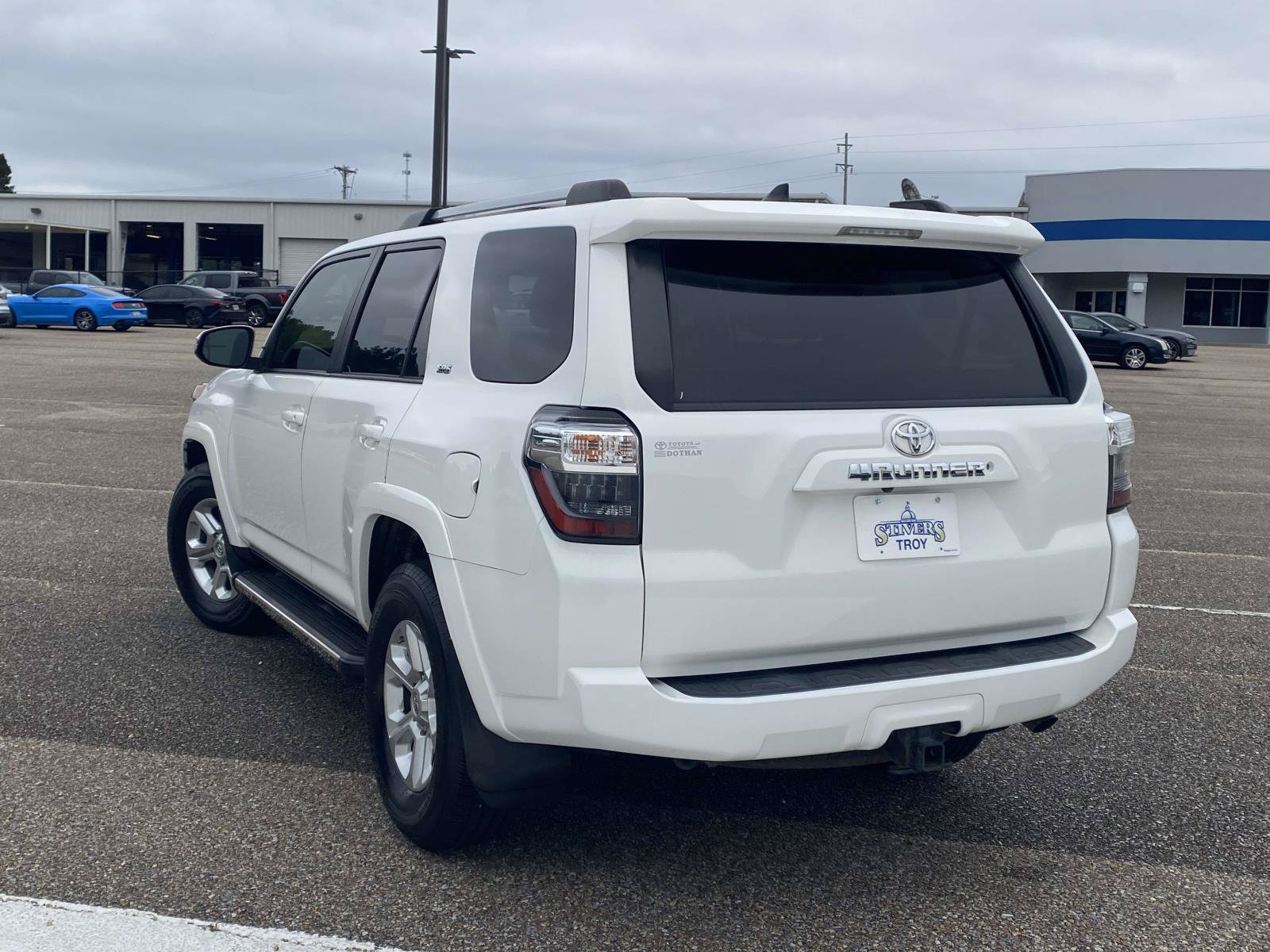 Used 2019 Toyota 4Runner SR5 Premium RWD image 5