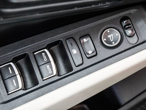 Used 2023 Honda Accord EX image 40